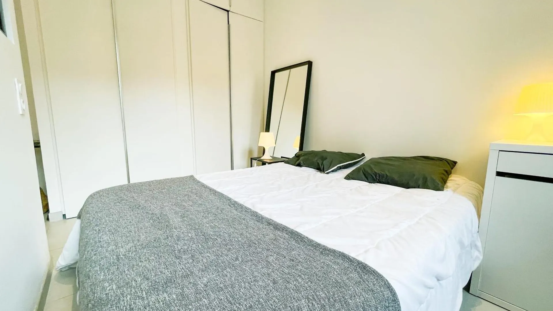 #By Le Grenette Pedestrianised Streets Air-Conditioned Apartment Grenoble