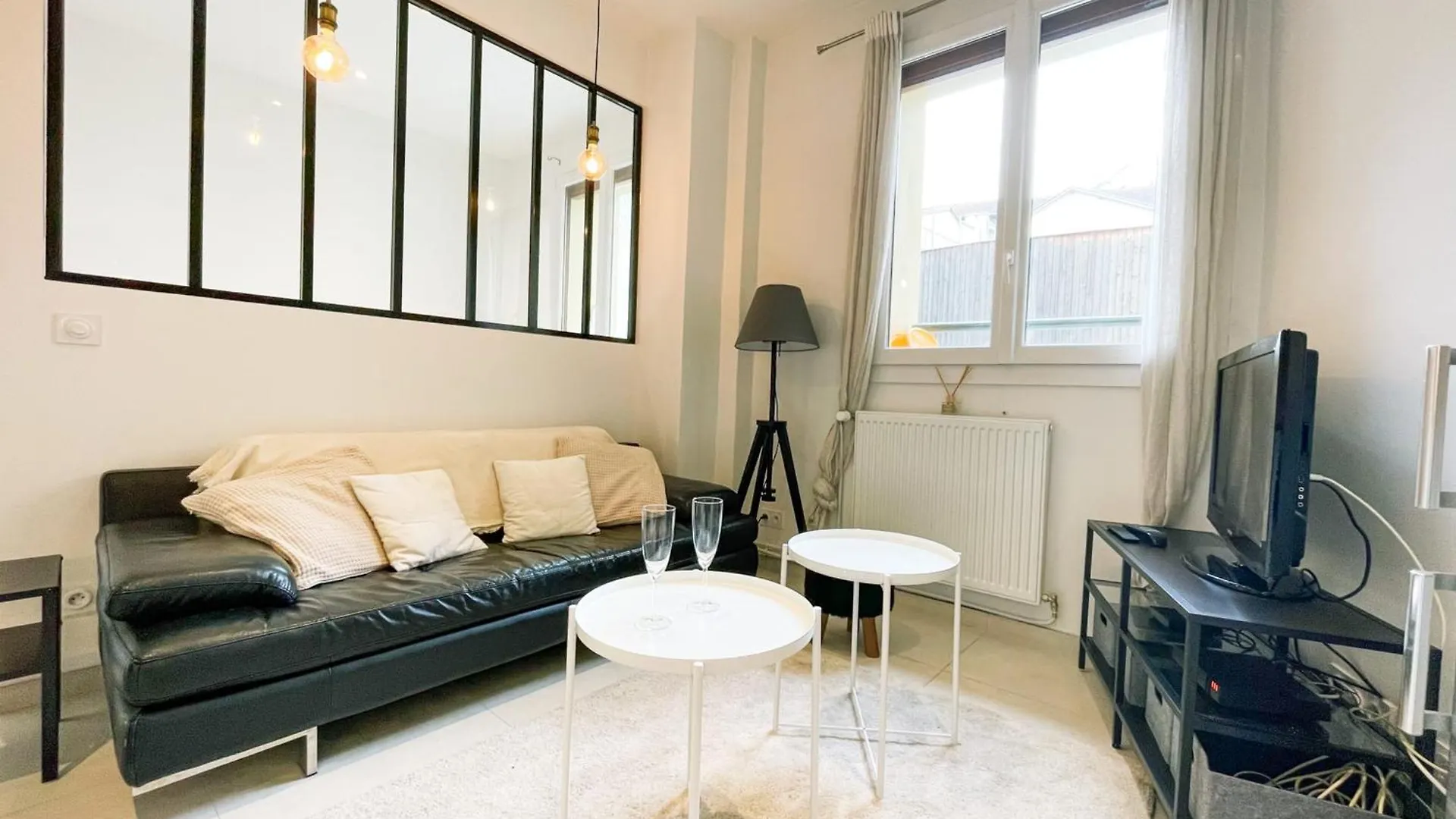 #By Le Grenette Pedestrianised Streets Air-Conditioned Apartment Grenoble